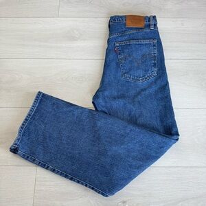 Levi’s Ribcage Straight Ankle Premium Denim Button Fly Jeans Medium Wash Sz 28